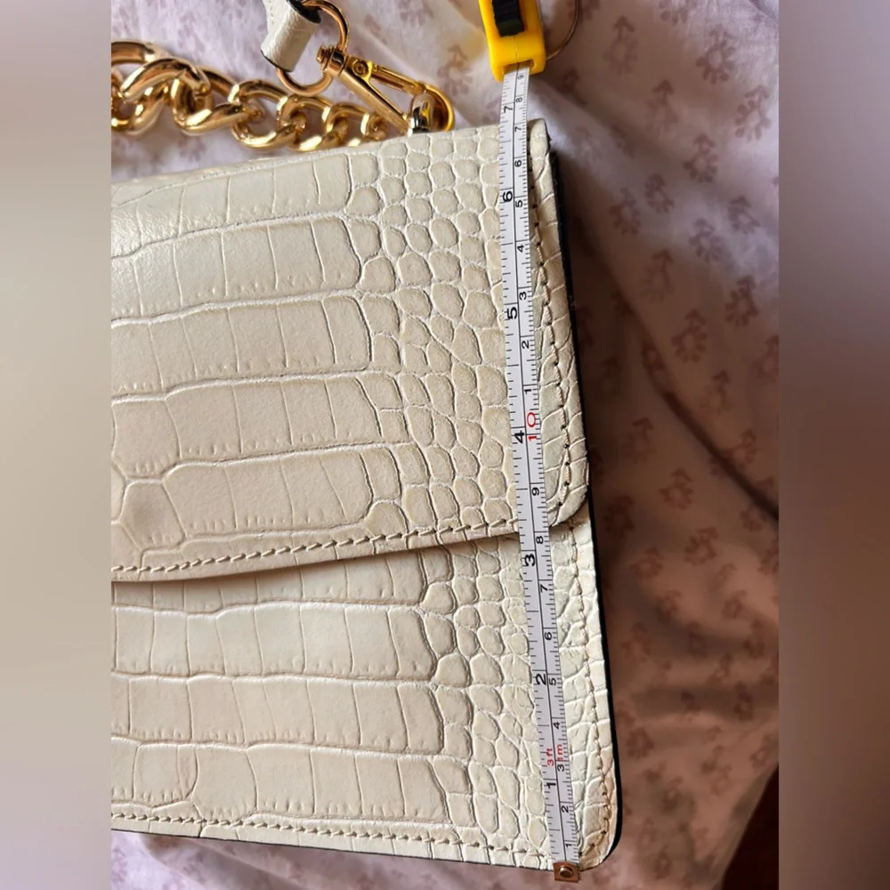 House of Harlow 1960 Croc-Embossed Bag with Gold Chain ✨Open to offers✨ - Picture 10 of 11